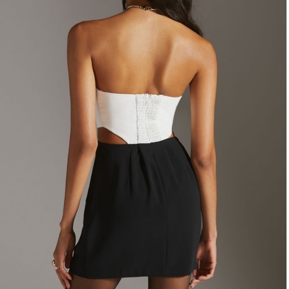 Amanda Uprichard- NWT Side Cut-Out Chain Halter Mini Dress - Picture 4 of 8